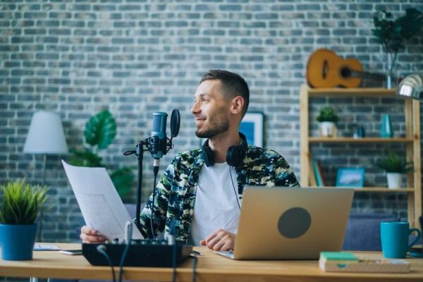 Strategi Musisi Bertahan di Era Digital Streaming Strategi
