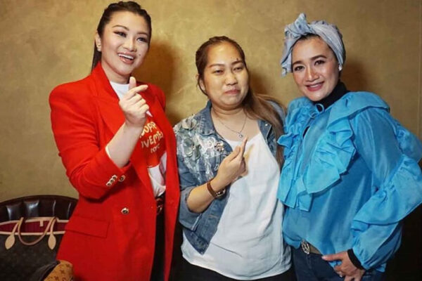 Peran Keluarga Sebagai Support System dan Manajer Artis Support