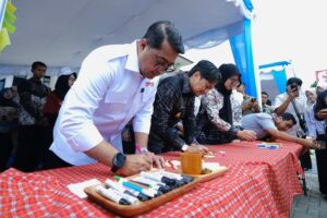Menteri Ekraf Resmikan Sekolah Garuda di Kalsel, Dukung Pendidikan di Daerah