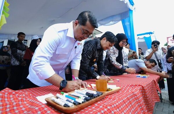 Menteri Ekraf Resmikan Sekolah Garuda di Kalsel, Dukung Pendidikan di Daerah Menteri Ekraf Resmikan Sekolah Garuda di Kalsel, Dukung Pendidikan di Daerah